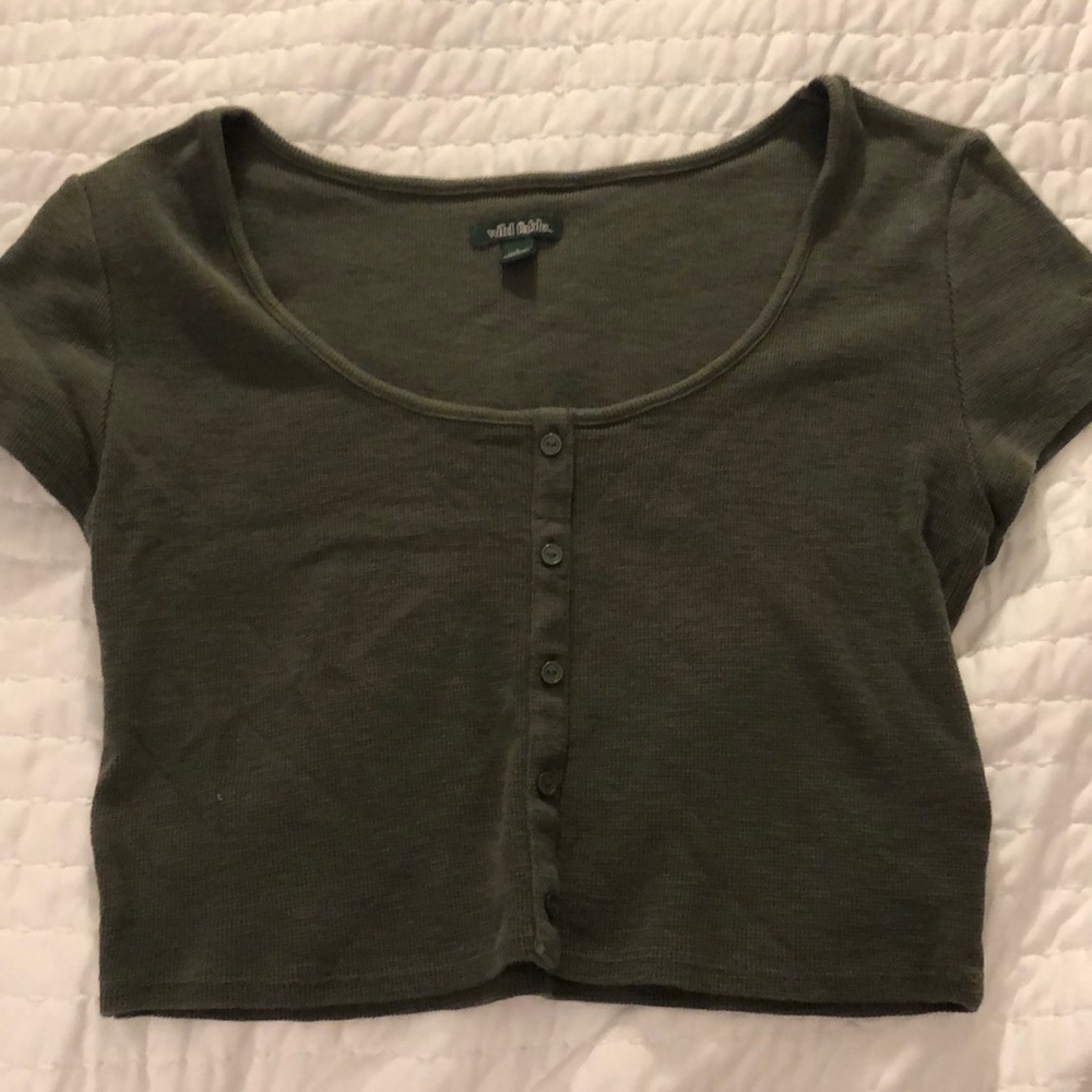 Wild Fable cropped button up top